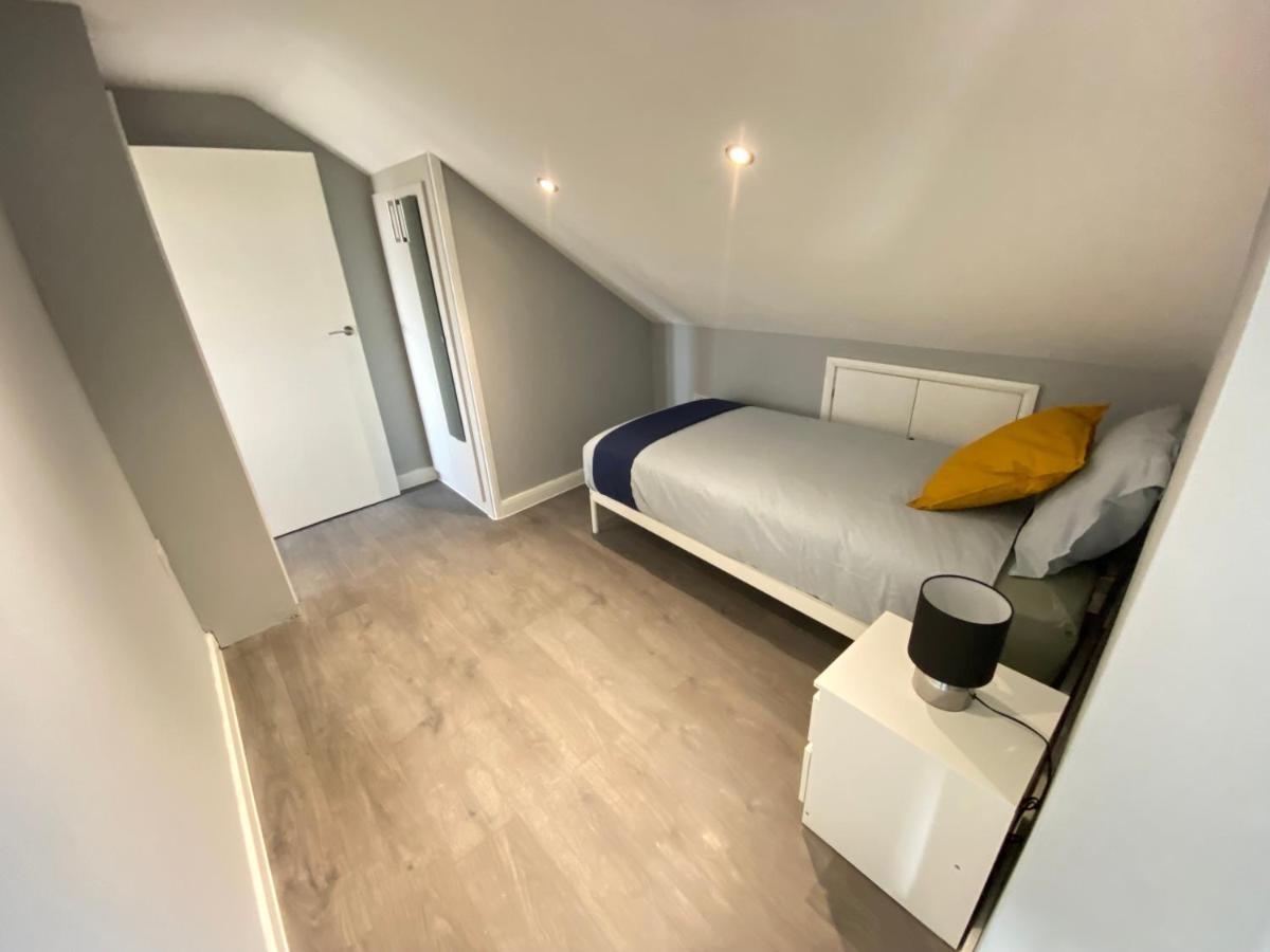 Stunning 1 Bedroom Flat In Wood Green London Exterior photo