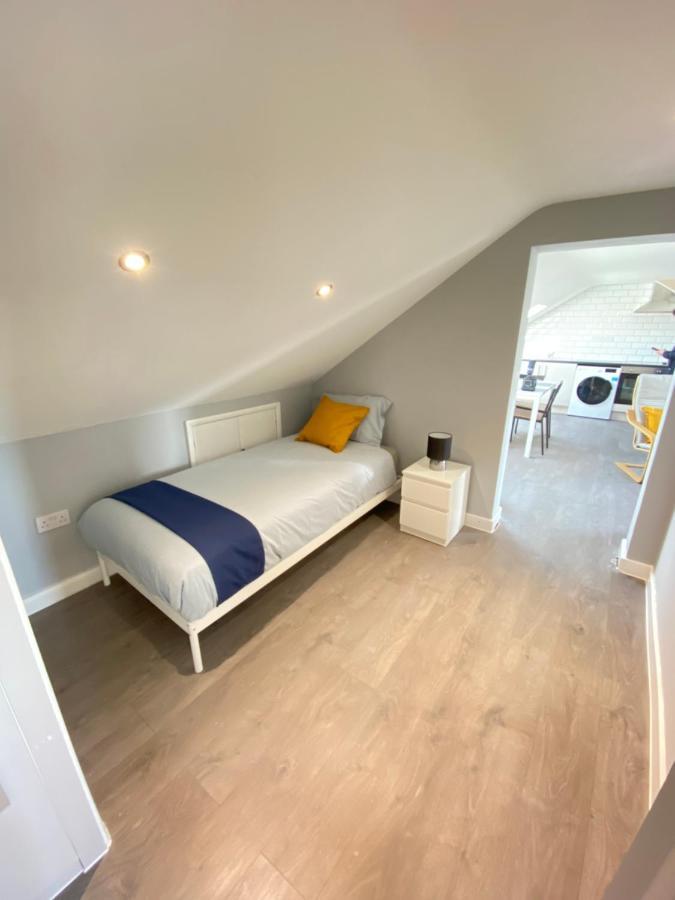 Stunning 1 Bedroom Flat In Wood Green London Exterior photo